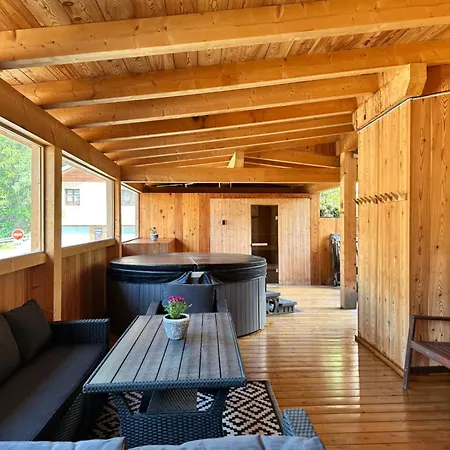 Ξενοδοχείο Hotel-chalet Les Melezes
