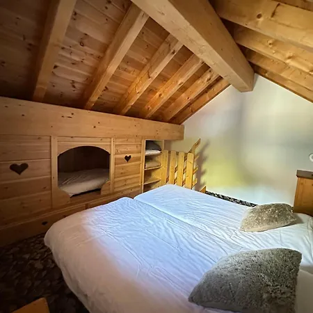 Hotel-chalet Les Melezes 3*