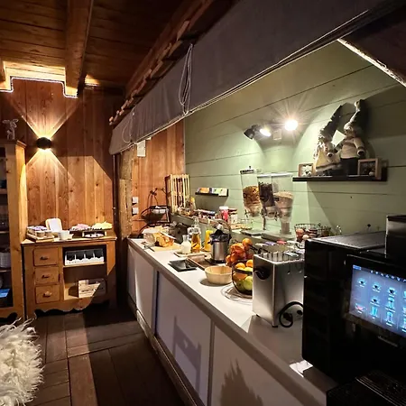 Hotel Hotel-chalet Les Melezes
