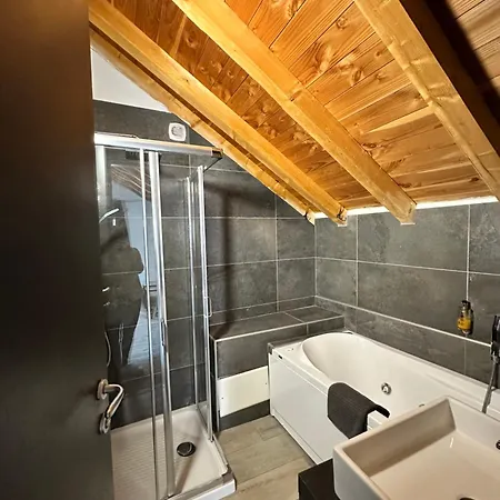 Szálloda Hotel-chalet Les Melezes 3*