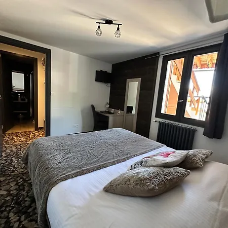 Hotel-chalet Les Melezes Hotel 3*