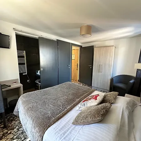 Hotel Hotel-chalet Les Melezes 3*