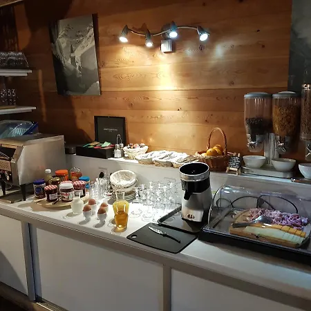 Hotel-chalet Les Melezes Hotel 3*